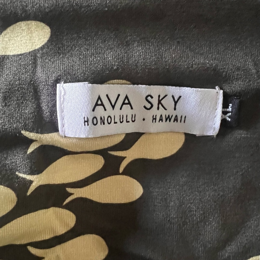 Ava Sky Gray Toupe and Cream Fish Print Midi Skirt Size XL - Picture 4 of 4